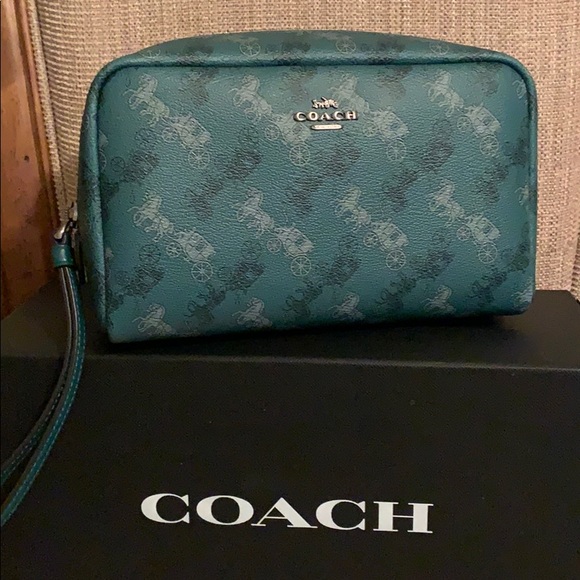 Coach Boxy Cosmetic Case 20 Horse and Carriage - Picture 6 of 10